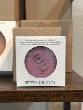 TIGI Single high density Eyeshadow - Orchid pink